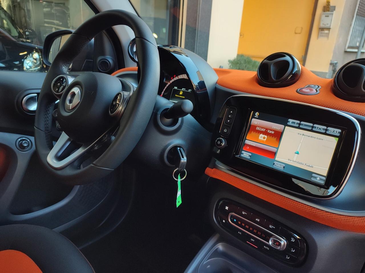 Smart ForTwo 70 1.0 twinamic cabrio Passion Abbinamento Stupendo