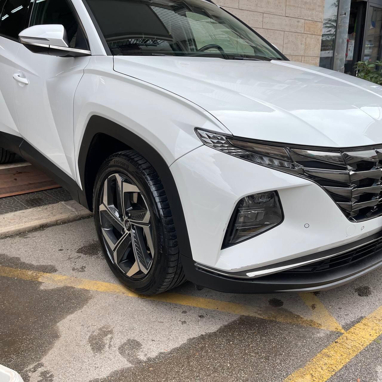 Hyundai Tucson 1.6 HEV 4WD aut. XLine