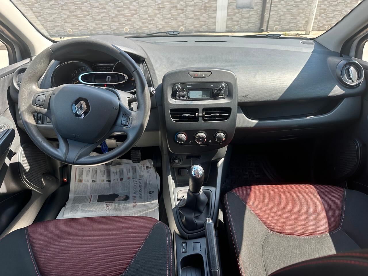 Renault Clio 1.2 75CV 5 porte Live x neopatentati