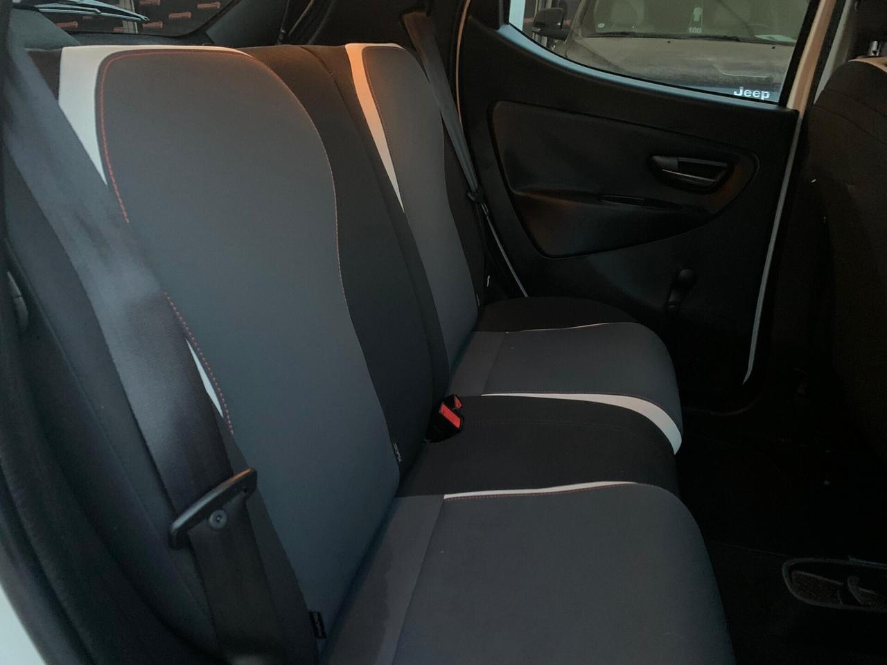 Lancia Ypsilon 0.9 TwinAir 85 CV 5 porte Metano Ecochic Gold