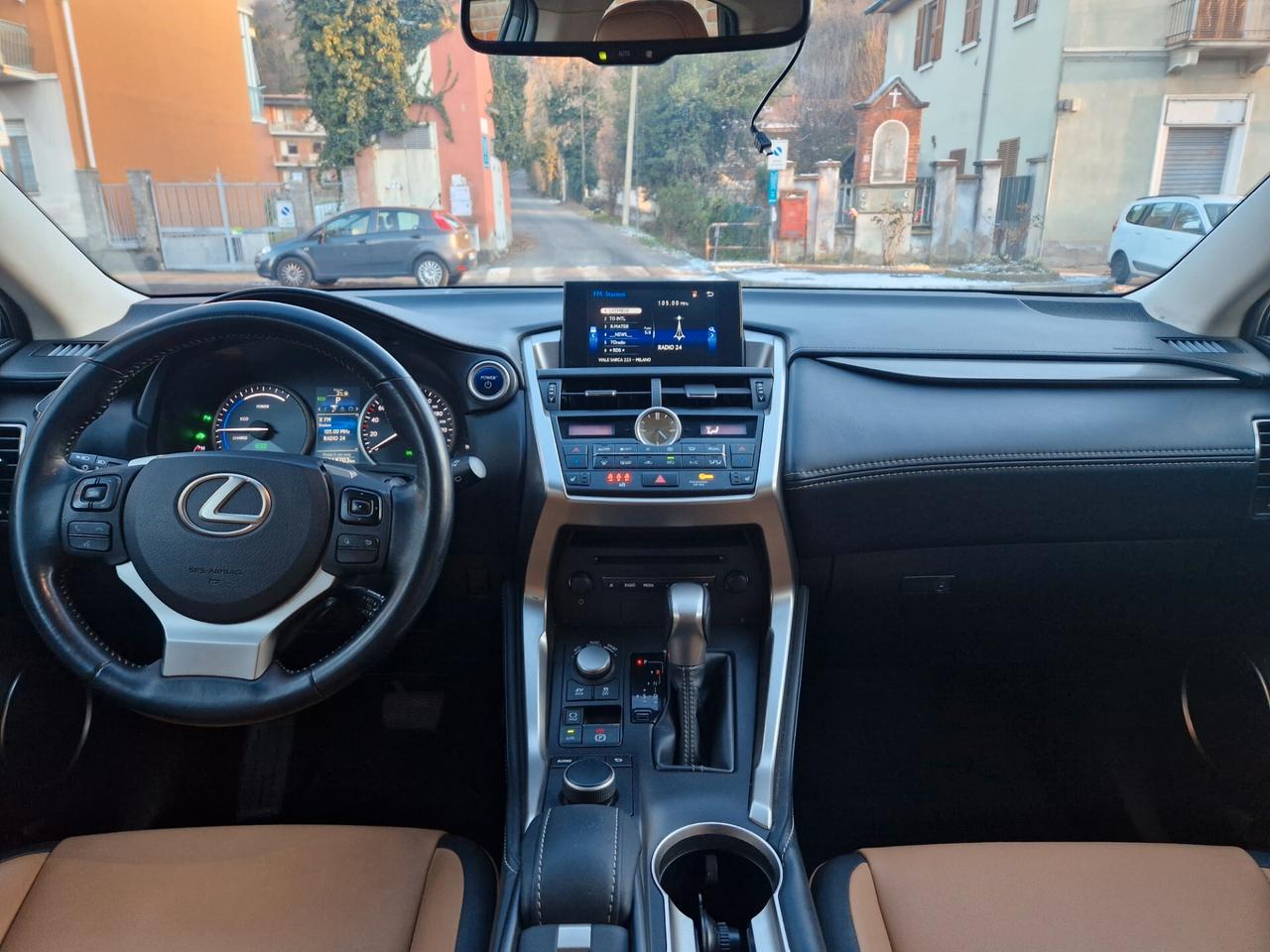 Lexus NX 300 hybrid 2.5 155CV AUTOMATICA, Telecamera, Sensori