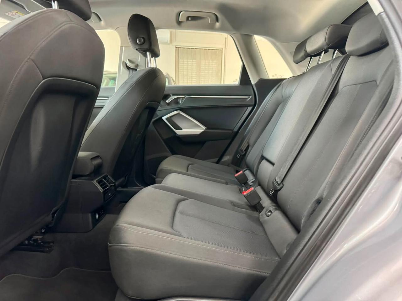 Audi Q3 35 2.0 TDI S tronic Business 2020