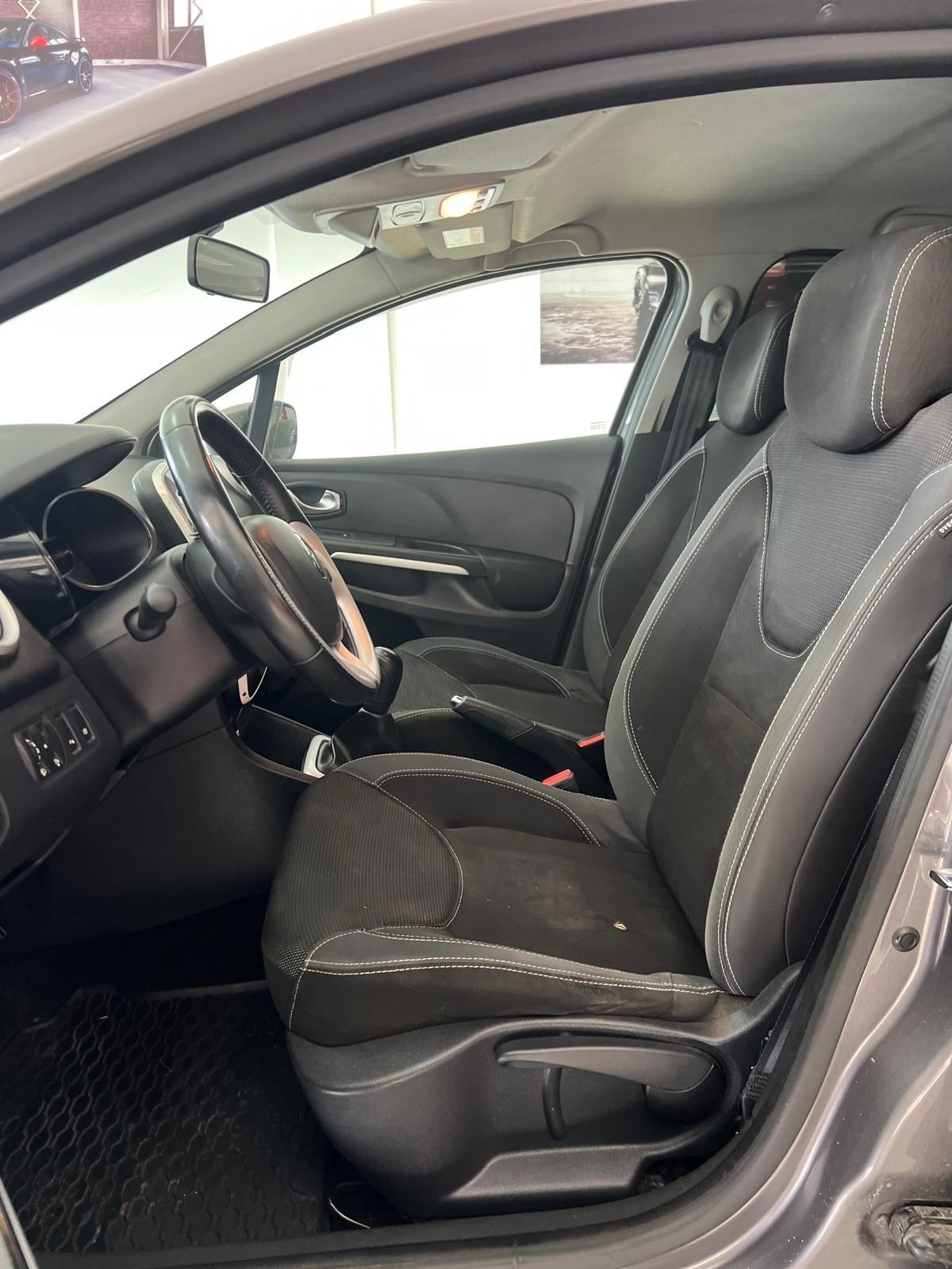 Renault Clio dCi 8V 90CV EDC Start&Stop 5 porte Energy Intens