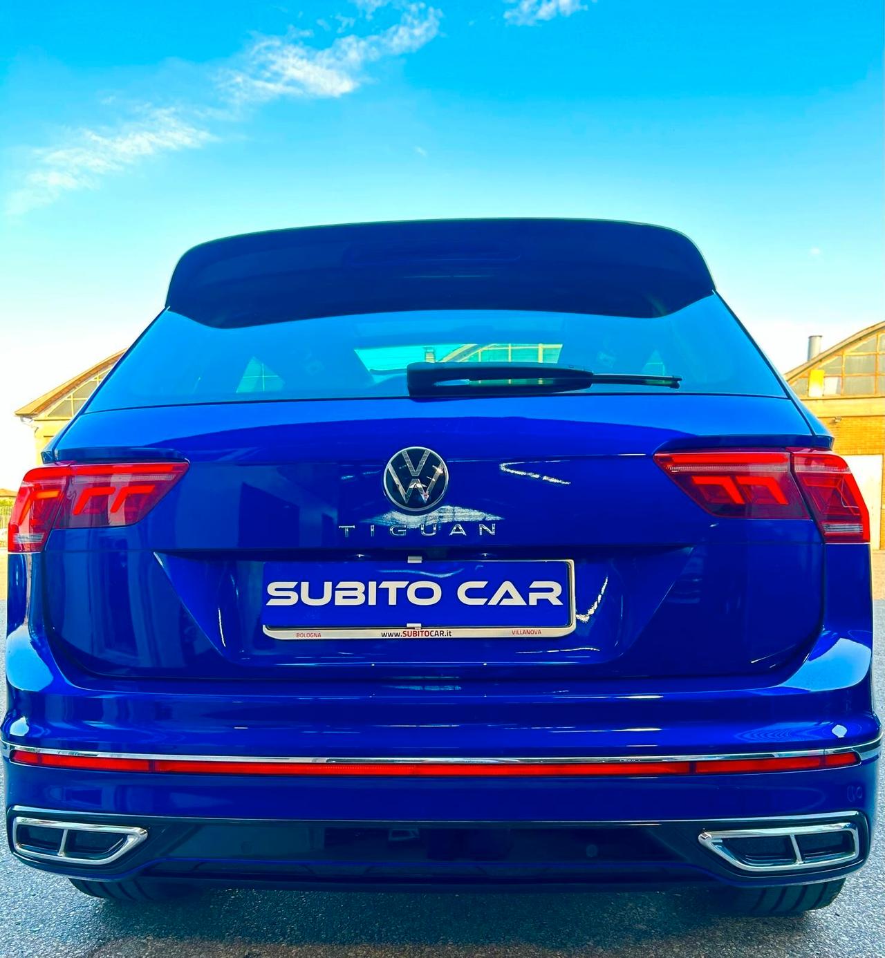 Volkswagen Tiguan 2.0 TDI 150 CV SCR DSG R-Line TETTO PANORAMICO