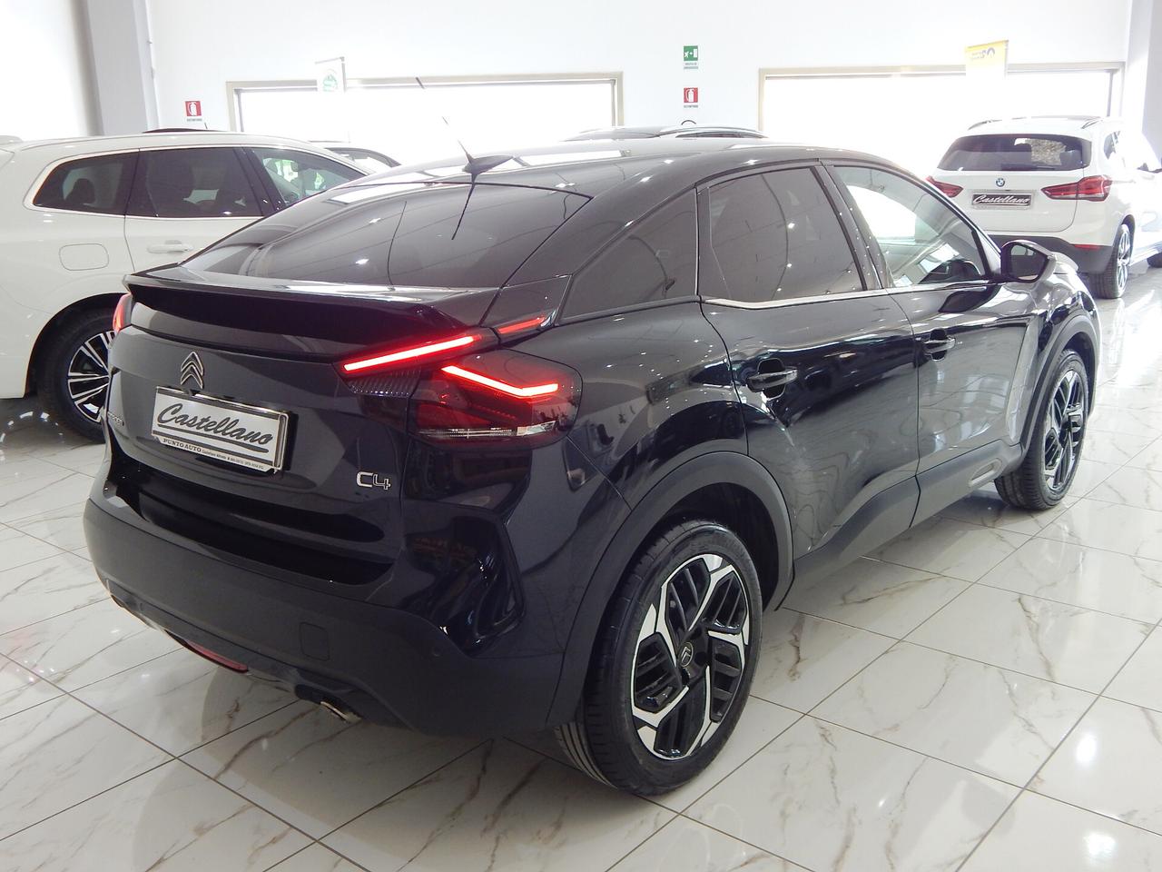 Citroen C4 1.5 bluehdi Shine S&S NAVI-PELLE-PARK-KAMERA