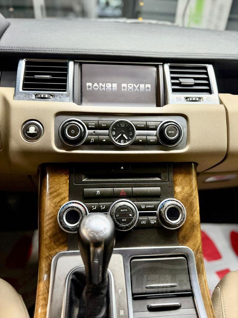 Land Rover Range Rover Sport 3.0 tdV6 HSE auto