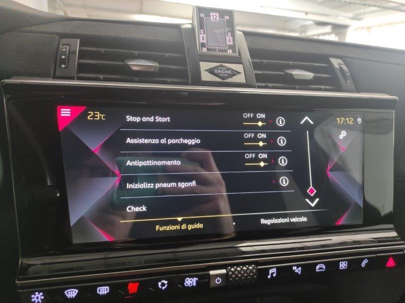 DS DS 7 - DS 7 Crossback BlueHDi 130 aut. Performance Line+