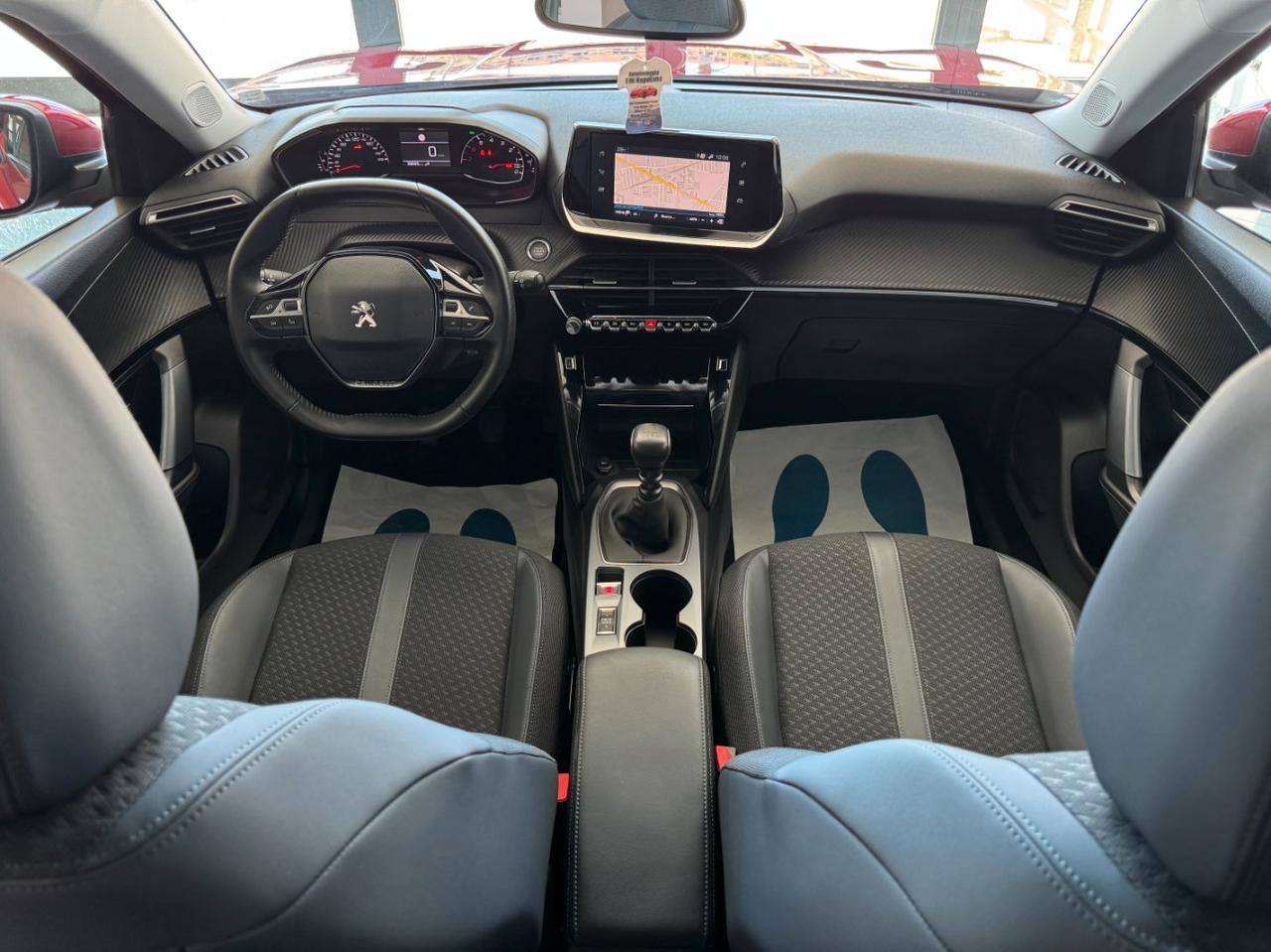 Peugeot 2008 1.2 GT Line 130cv Navi Carplay Uniprop