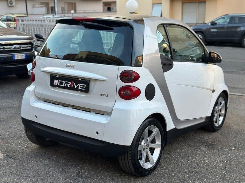 smart fortwo fortwo 1000 52 kW MHD coupé pulse