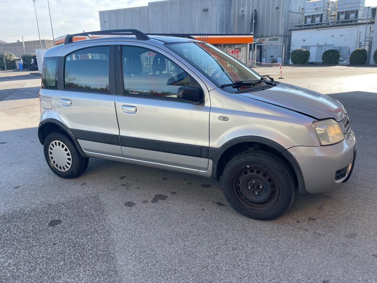 Fiat Panda 1.2 4x4 . Benzina & metano tetto gancio