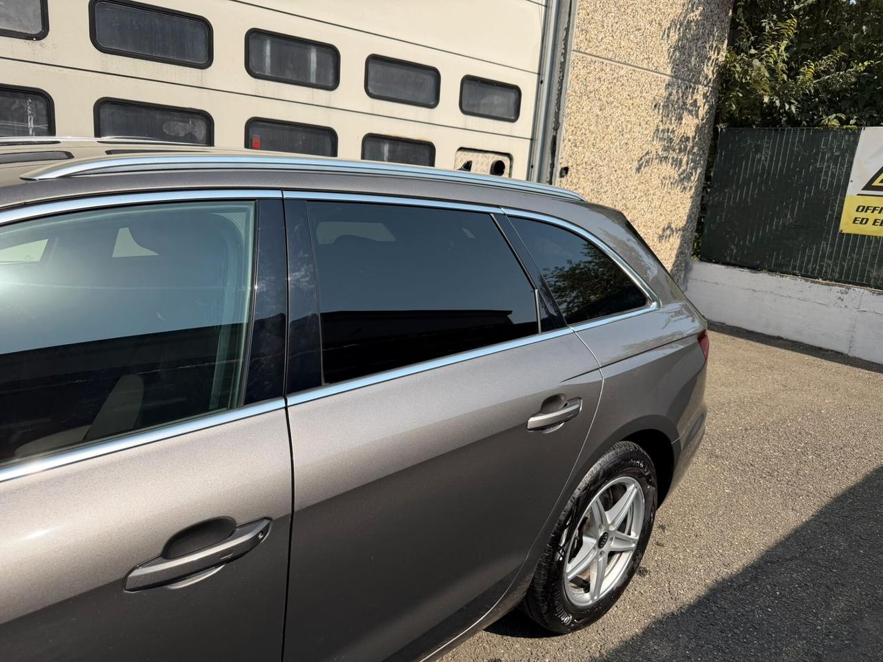 Audi A4 Avant 30 TDI/136 CV S tronic line edition