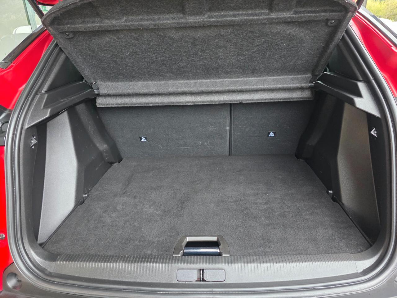 Peugeot 2008 BlueHDi 130 S&S EAT8 Allure