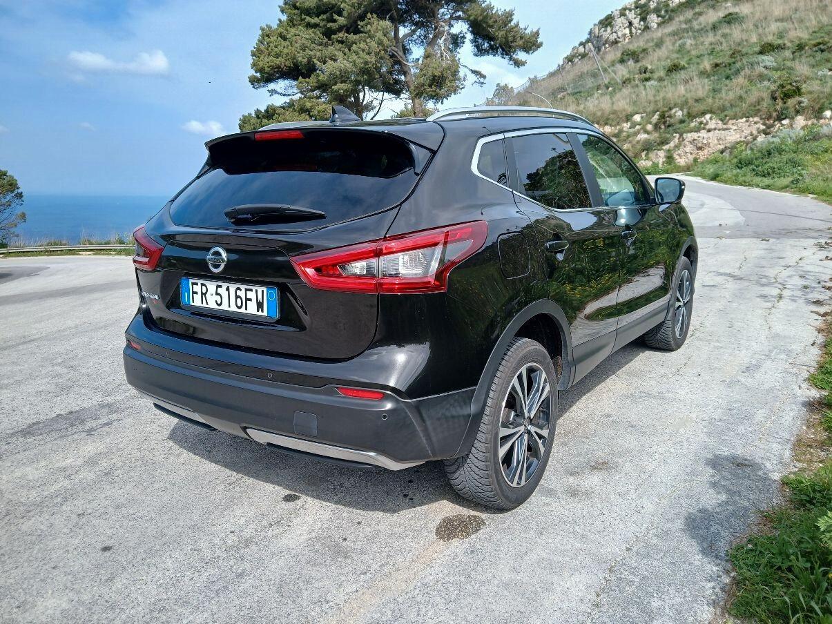Nissan Qashqai 1.5 dCi N-Connecta