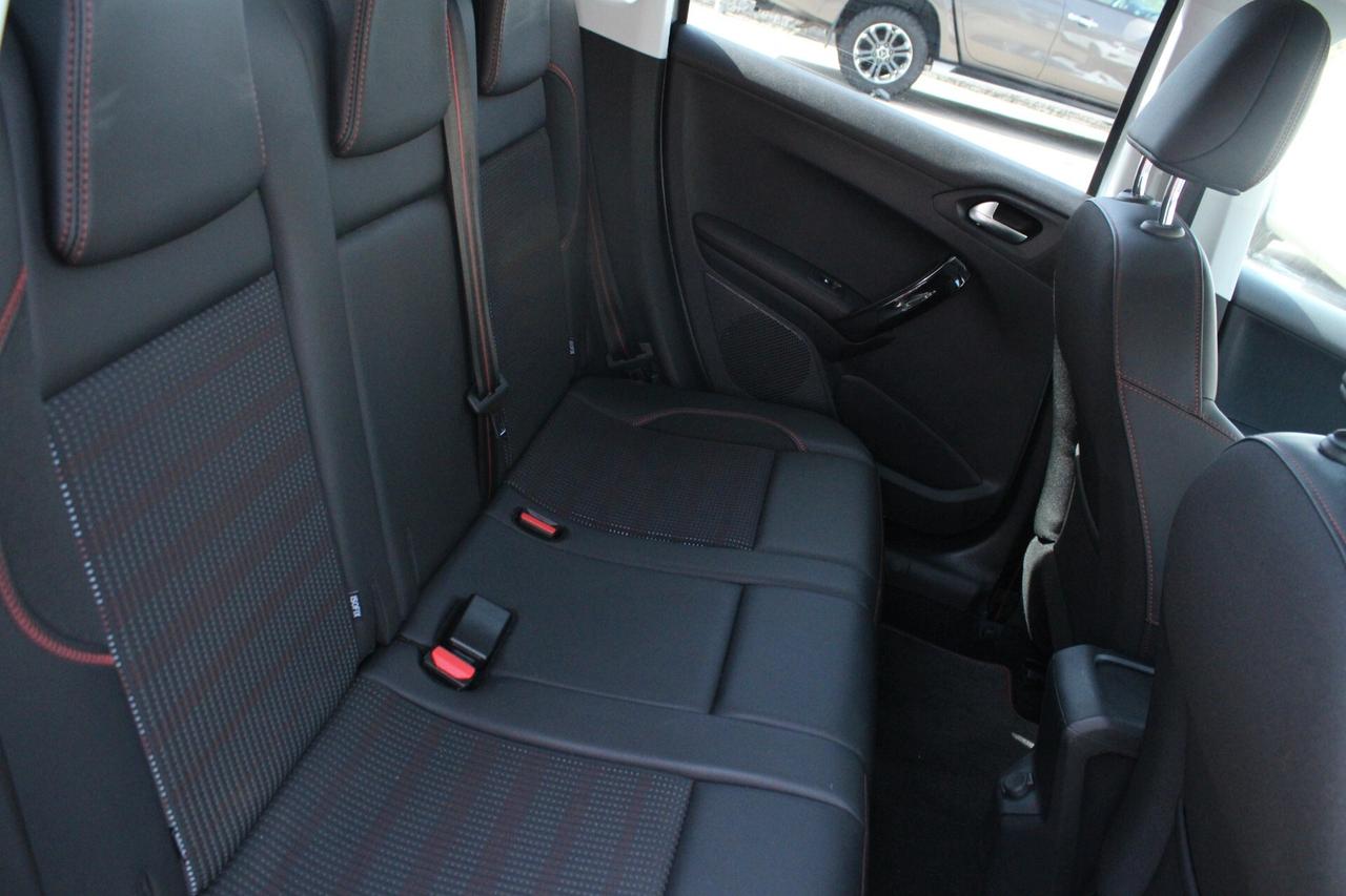 Peugeot 2008 BlueHDi 100 GT Line