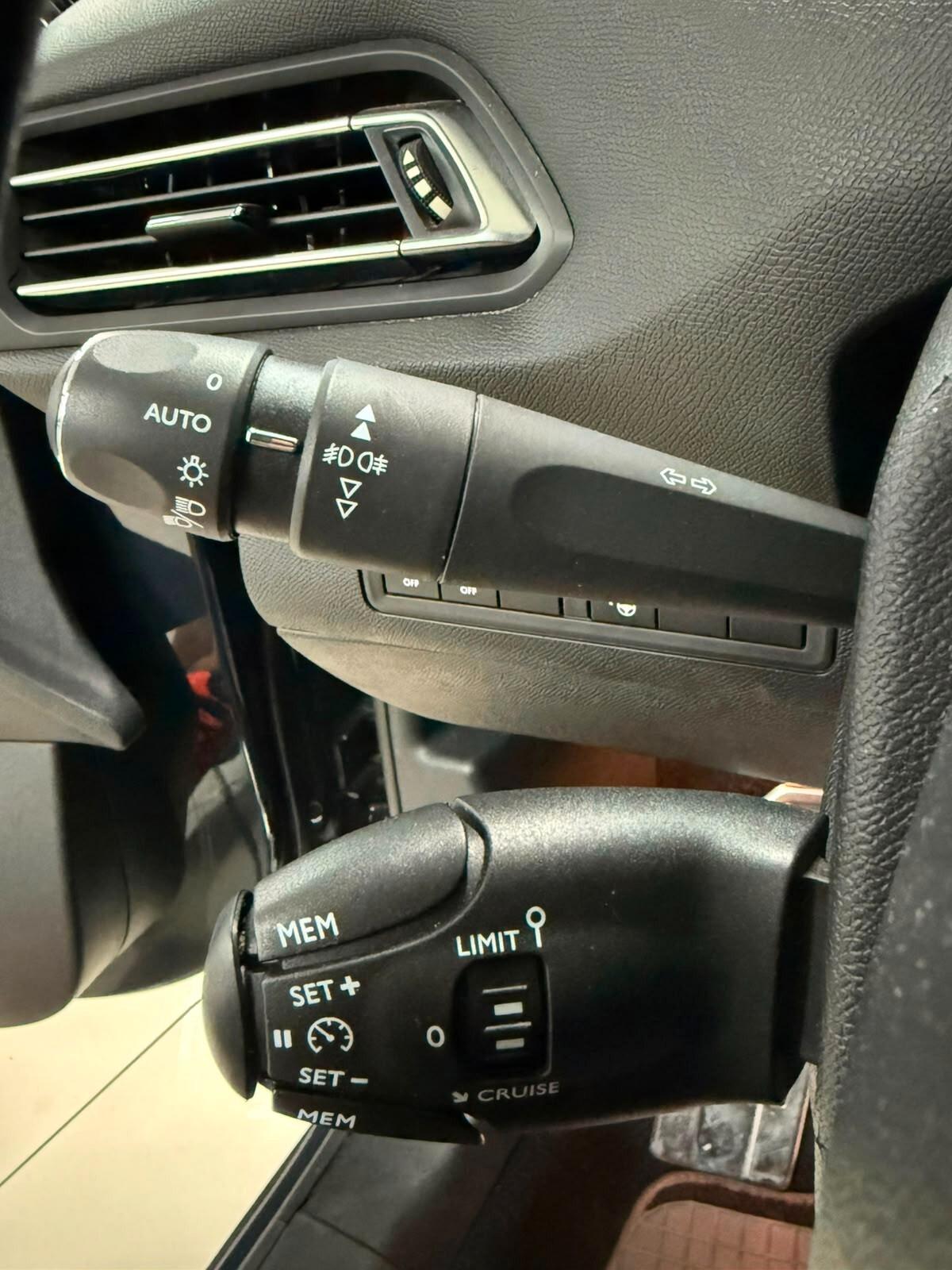 Peugeot 308 BlueHDi 120 S&S EAT6 SW GT Line