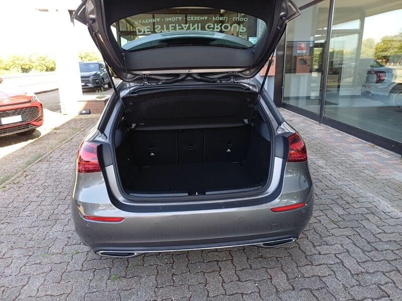 Mercedes-Benz Classe A A 180 d Progressive Advanced