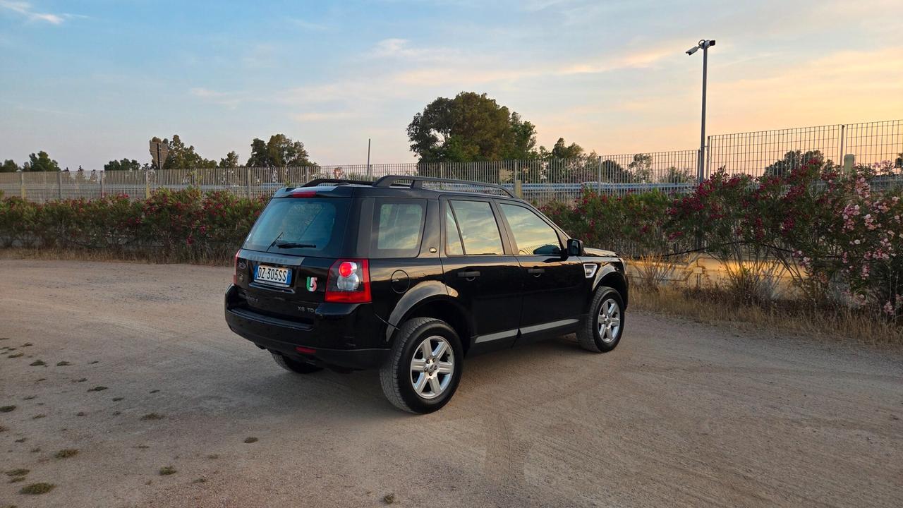 Land Rover Discovery 4 2.7 TDV6 HSE