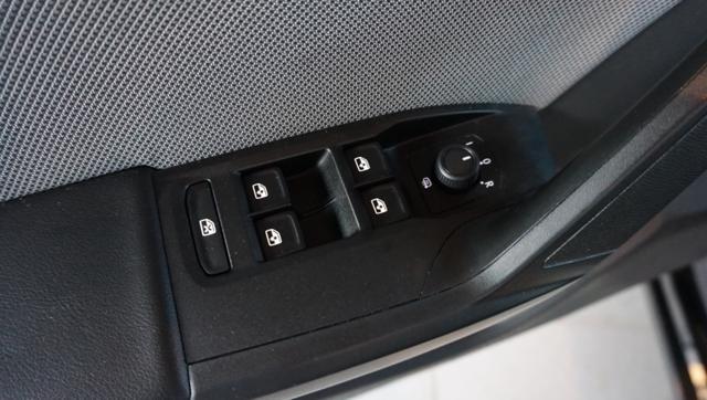 SEAT Leon 1.0 eTSI 110 CV DSG Business