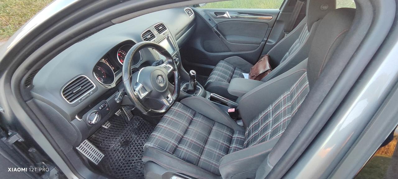 Volkswagen Golf GTI 2.0 TSI 5p. 210CV ORIGINALE