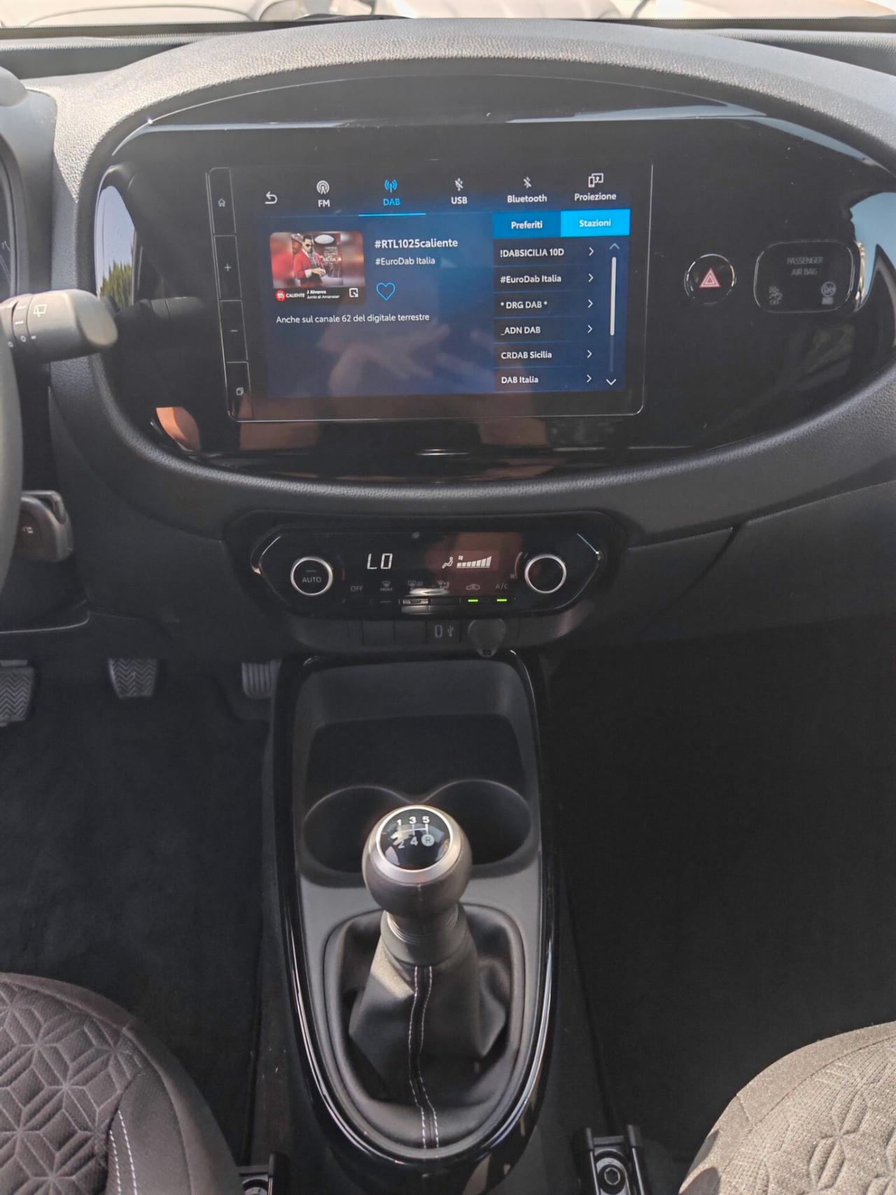 Toyota Aygo X 1.0 VVT-i 72 CV 5 porte Lounge Air