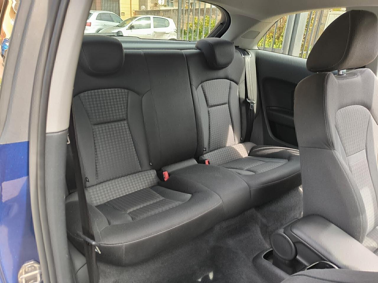 Audi A1 Ambition 1.6 Tdi Diesel 90cv 2013 FULL Euro5