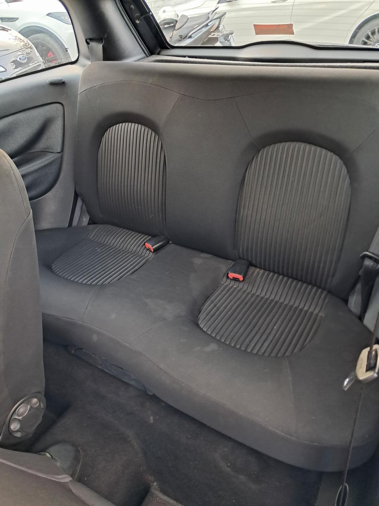 Lancia Ypsilon 1.2 Argento