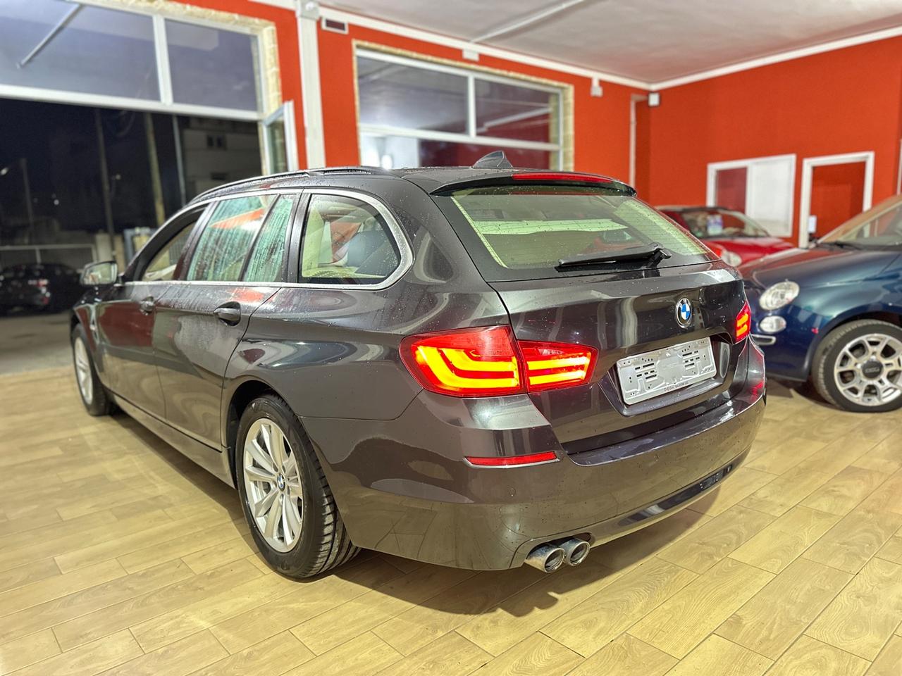 Bmw 520d Touring Futura-Mod.2012 TETTO/NAVI/17”