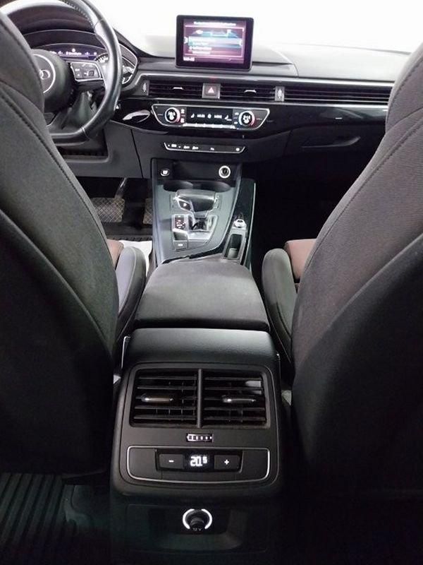 Audi A4 V 2016 Avant Avant 30 2.0 TDI 122cv Sport S tronic