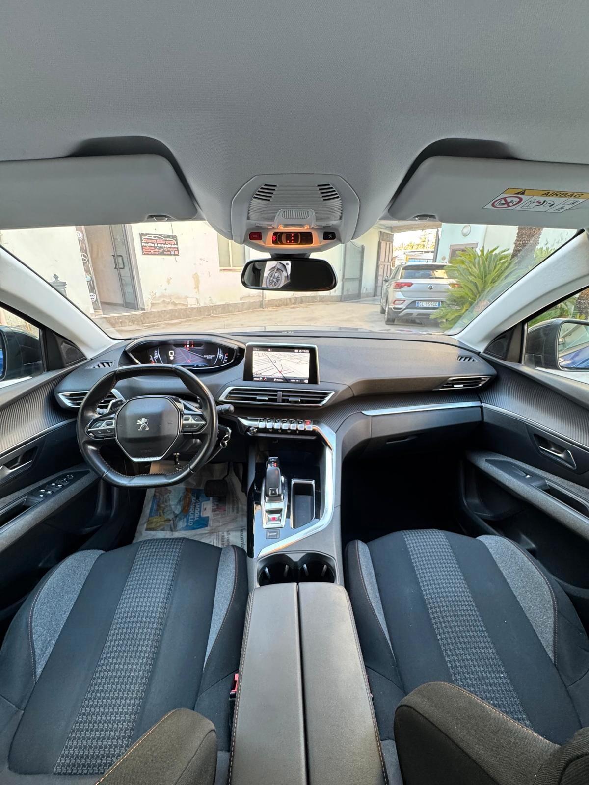 Peugeot 3008 BlueHDi 130 S&S EAT8 Business