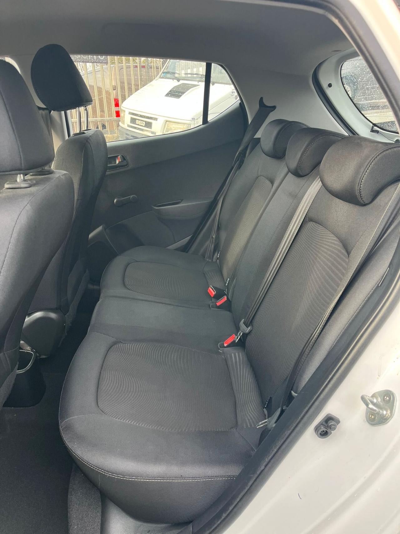 Hyundai i10 1.0 benz solo 39.000 km