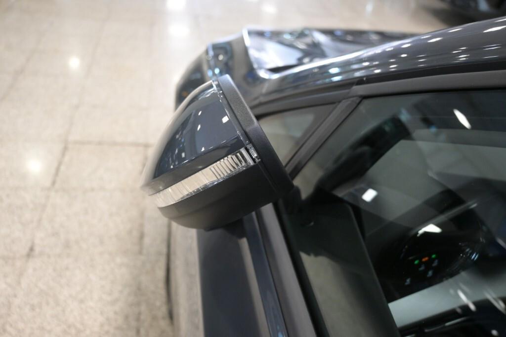 VOLKSWAGEN GOLF 8.5 2.0 TDI 115CV LIFE *2025