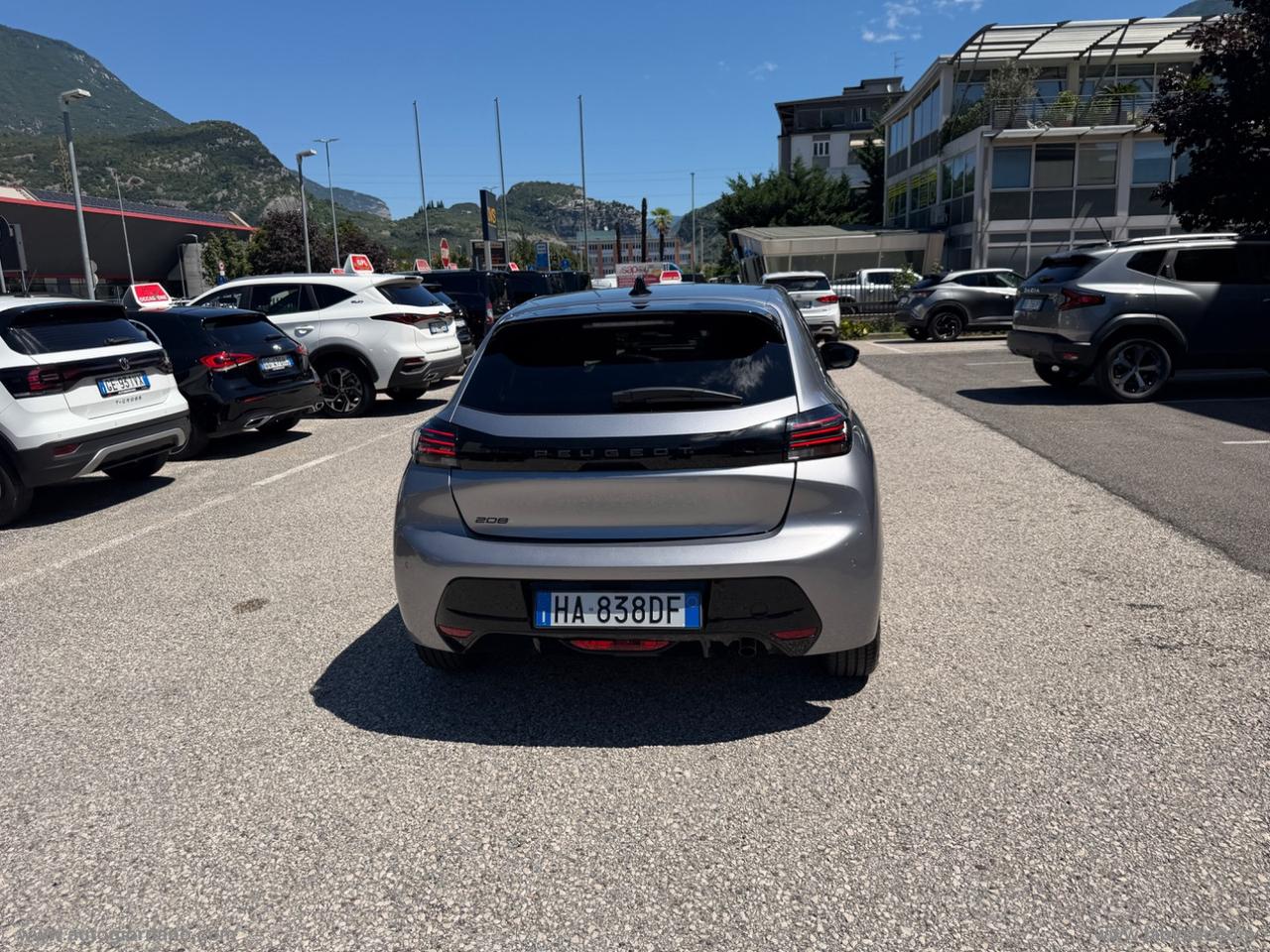 PEUGEOT 208 PureTech 100 S&S 5p. Allure