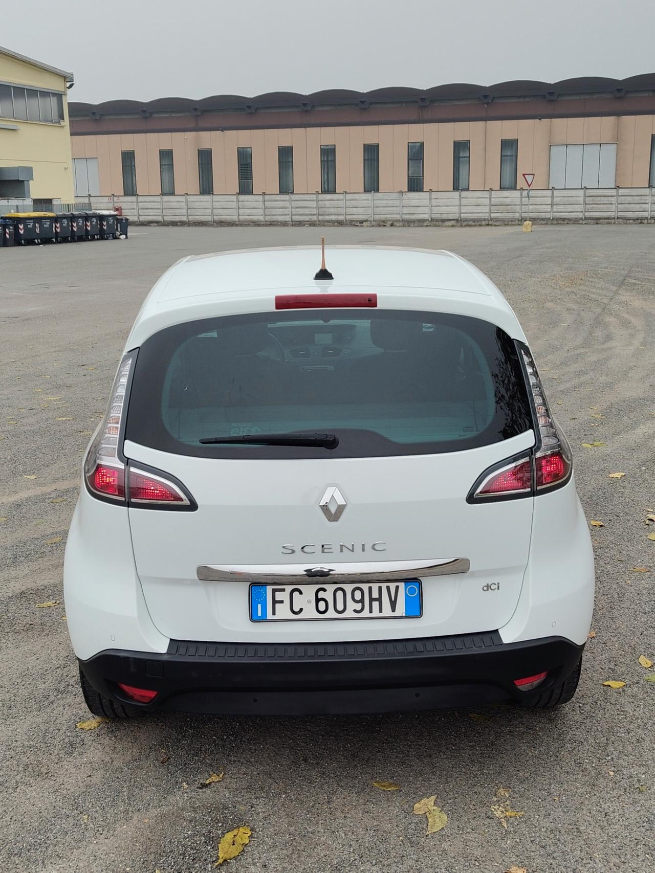 Renault Scenic Scénic XMod dCi 95 CV Start&Stop Energy Limited