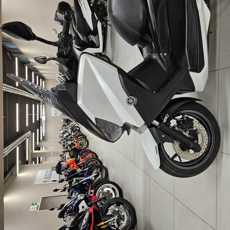 Yamaha X-Max 250 ABS - 2016