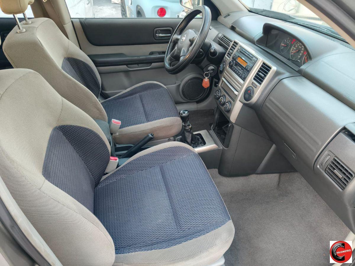 NISSAN - X-Trail - 2.2 dCi Elegance