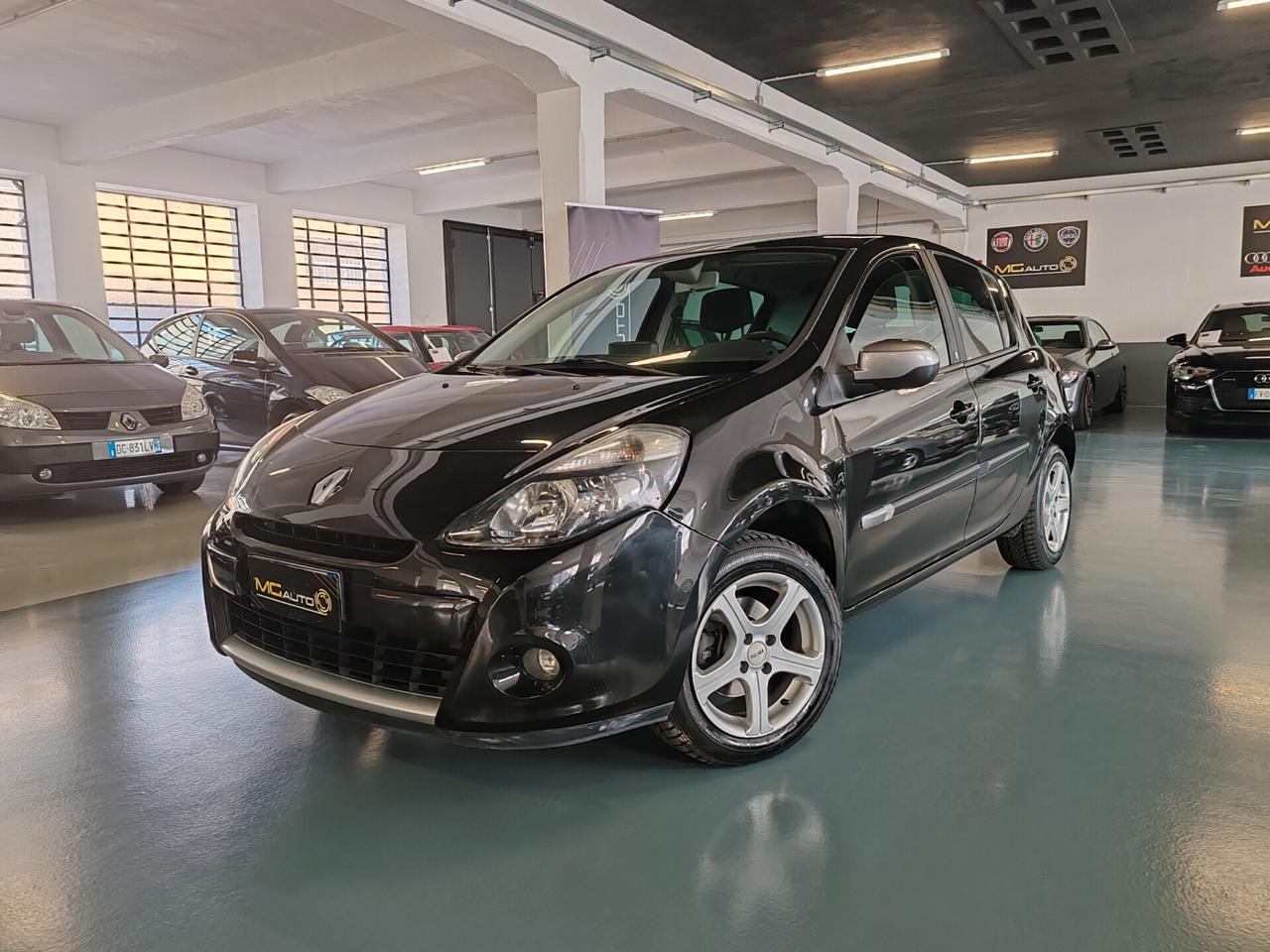 Renault Clio 1.2 16V 3 porte Luxe