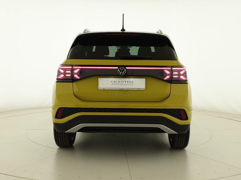 Volkswagen T-Cross 1.0 tsi r-line 115cv