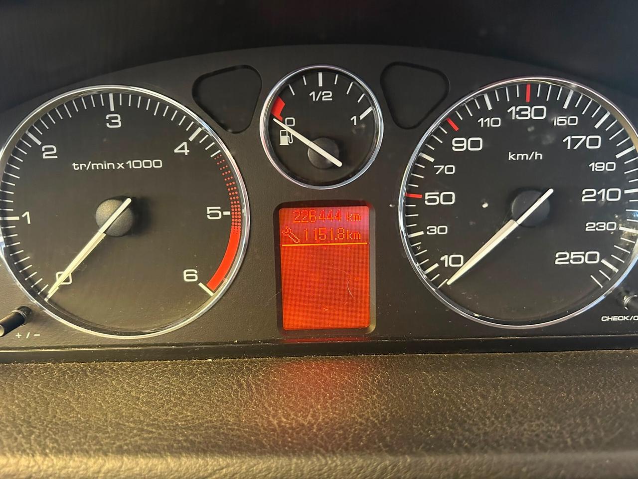 Peugeot 407 1.6 HDi