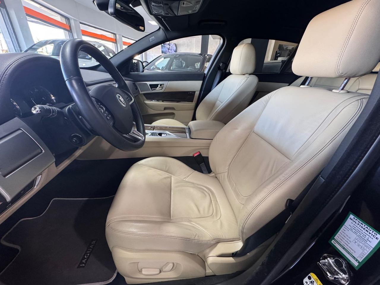 Jaguar XF Premium Luxury 2.2 D #7017