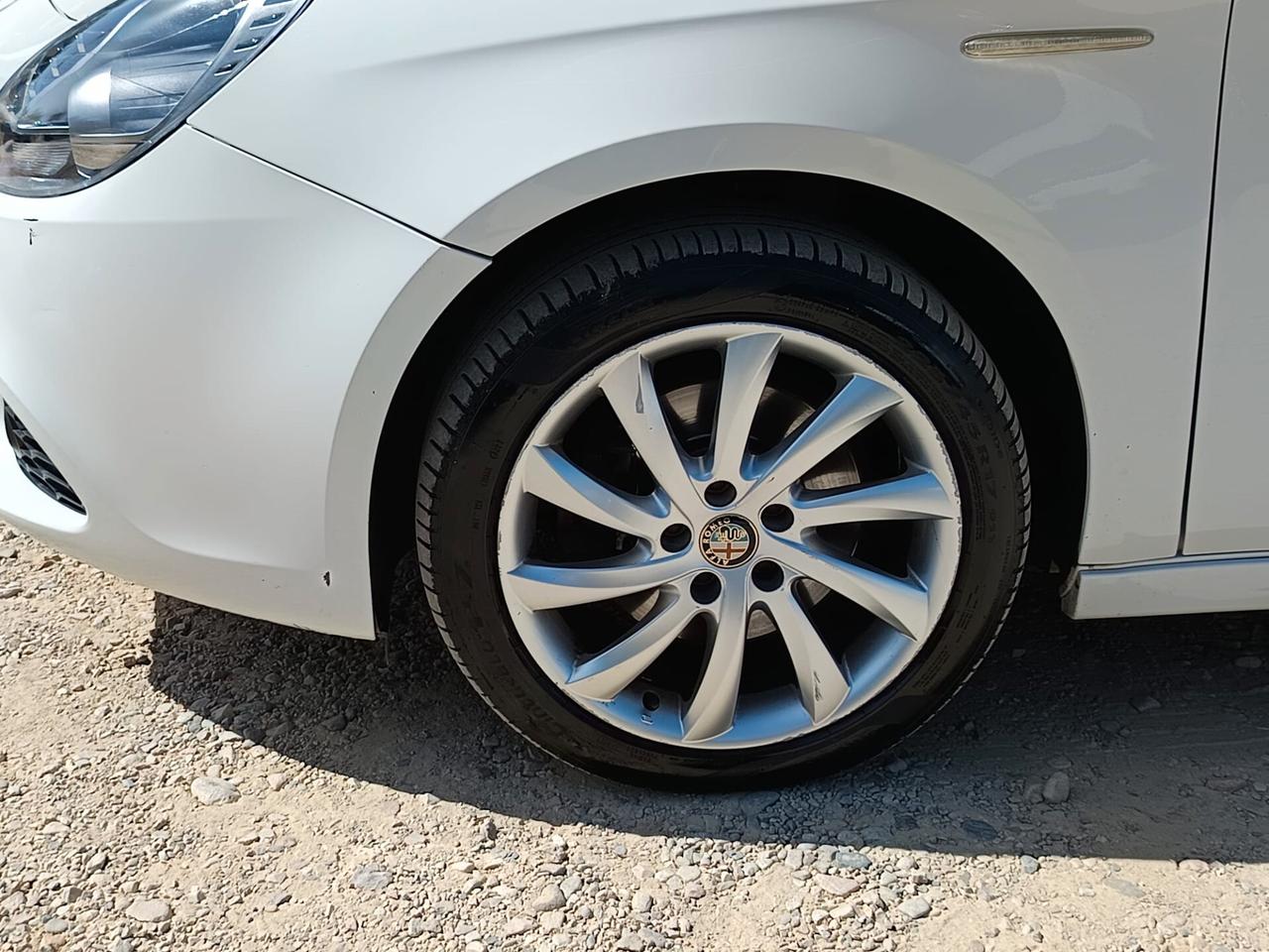 Alfa Romeo Giulietta 2011 - 2.0 JTDm-2 140 CV LB AUTOMOBILI