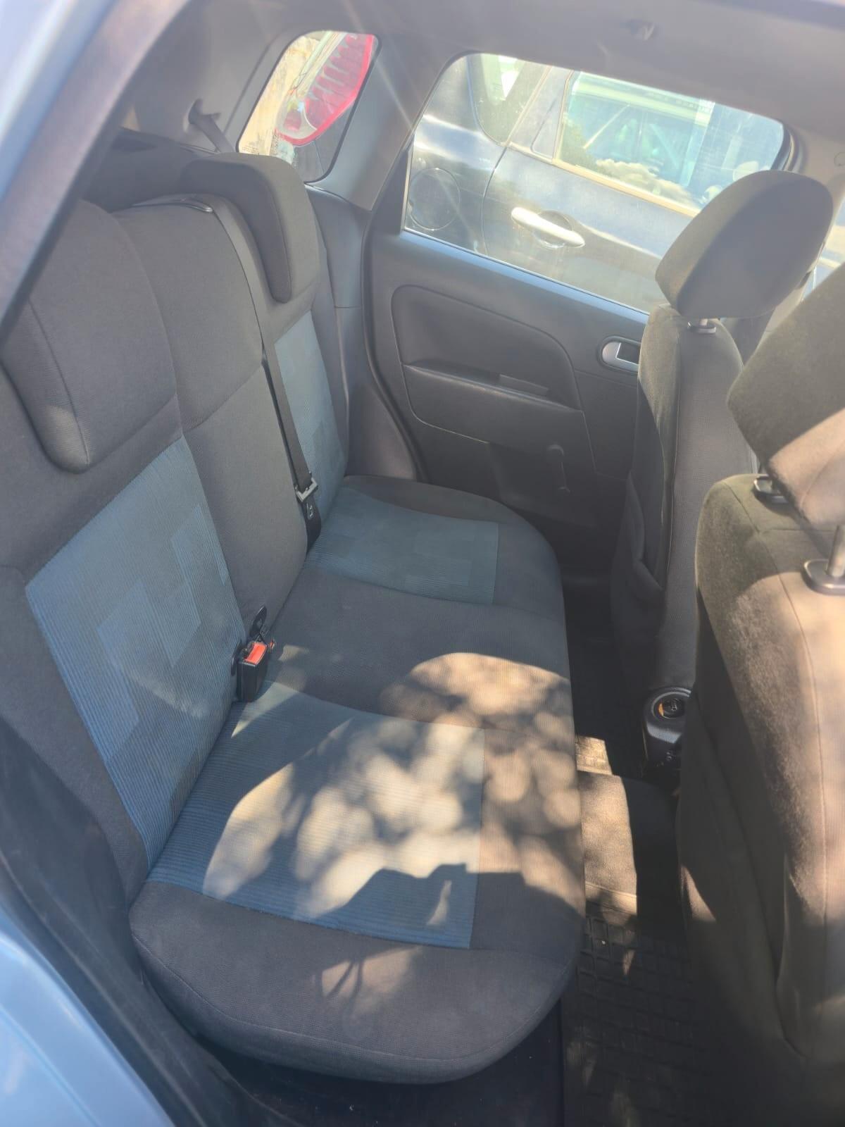 Ford Fiesta 1.4 TDCi 5p. Titanium