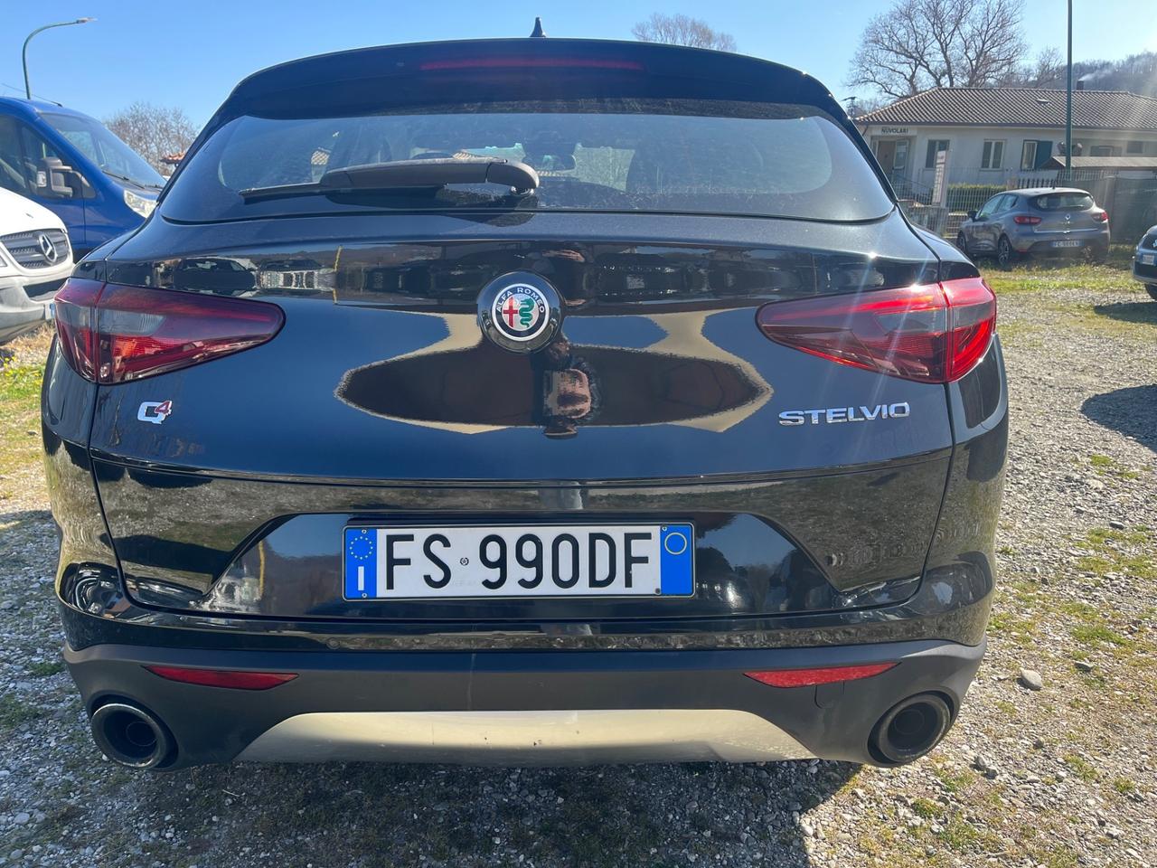 Alfa Romeo Stelvio 2.2 Turbodiesel 210 CV AT8 Q4 Super