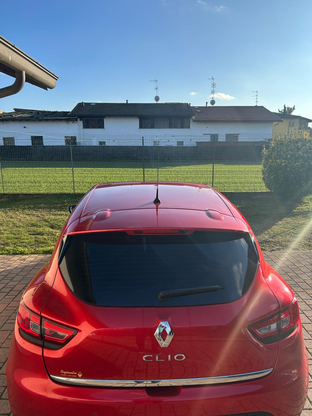 Renault Clio 1.2 75CV Live UNICO PROPRIETARIO