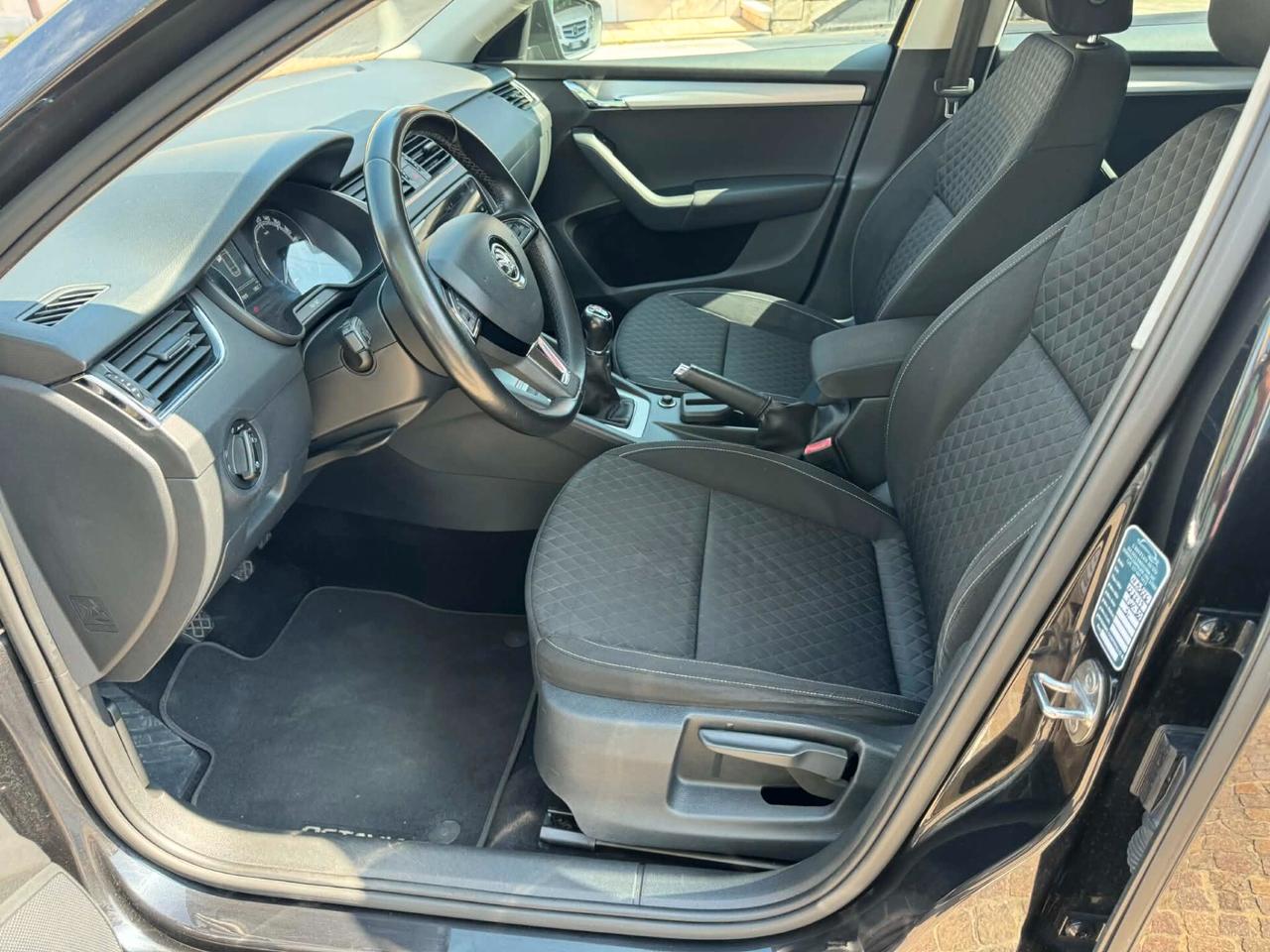 Skoda Octavia 1.6 TDI CR 115 CV Wagon Executive