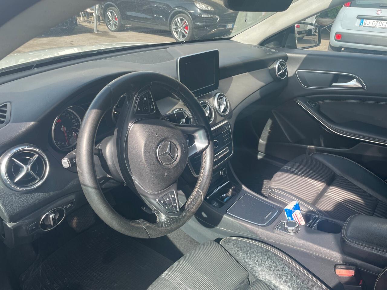 Mercedes-benz CLA 200 d Automatic Executive