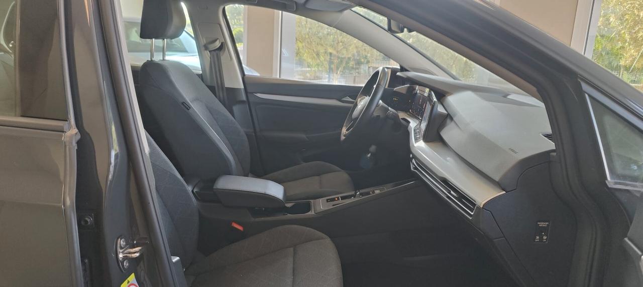 Volkswagen Golf 1.0 eTSI EVO DSG Life