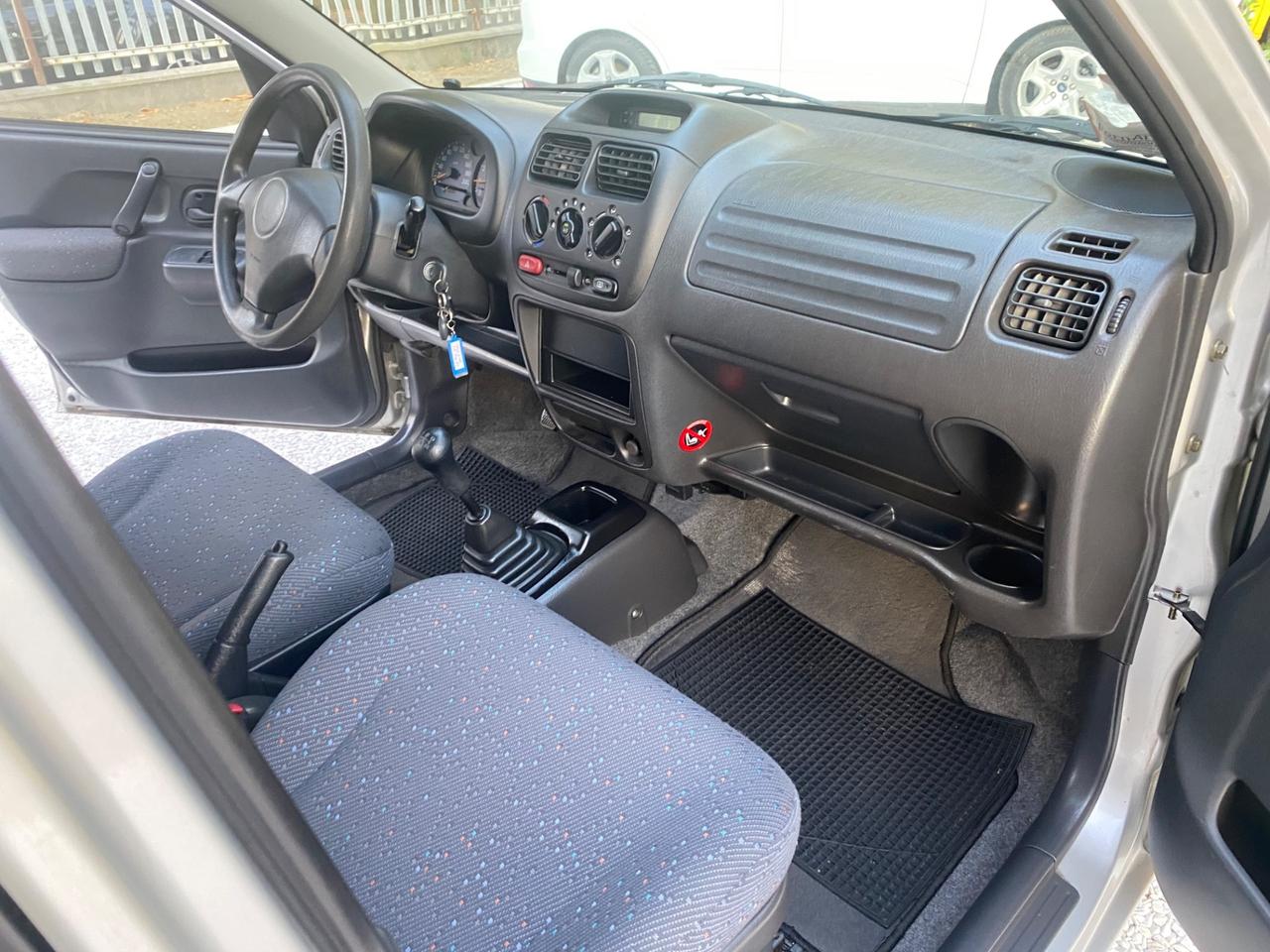 Suzuki Ignis 1.3i 16V cat 4WD GL NEOPATENTATI!!!