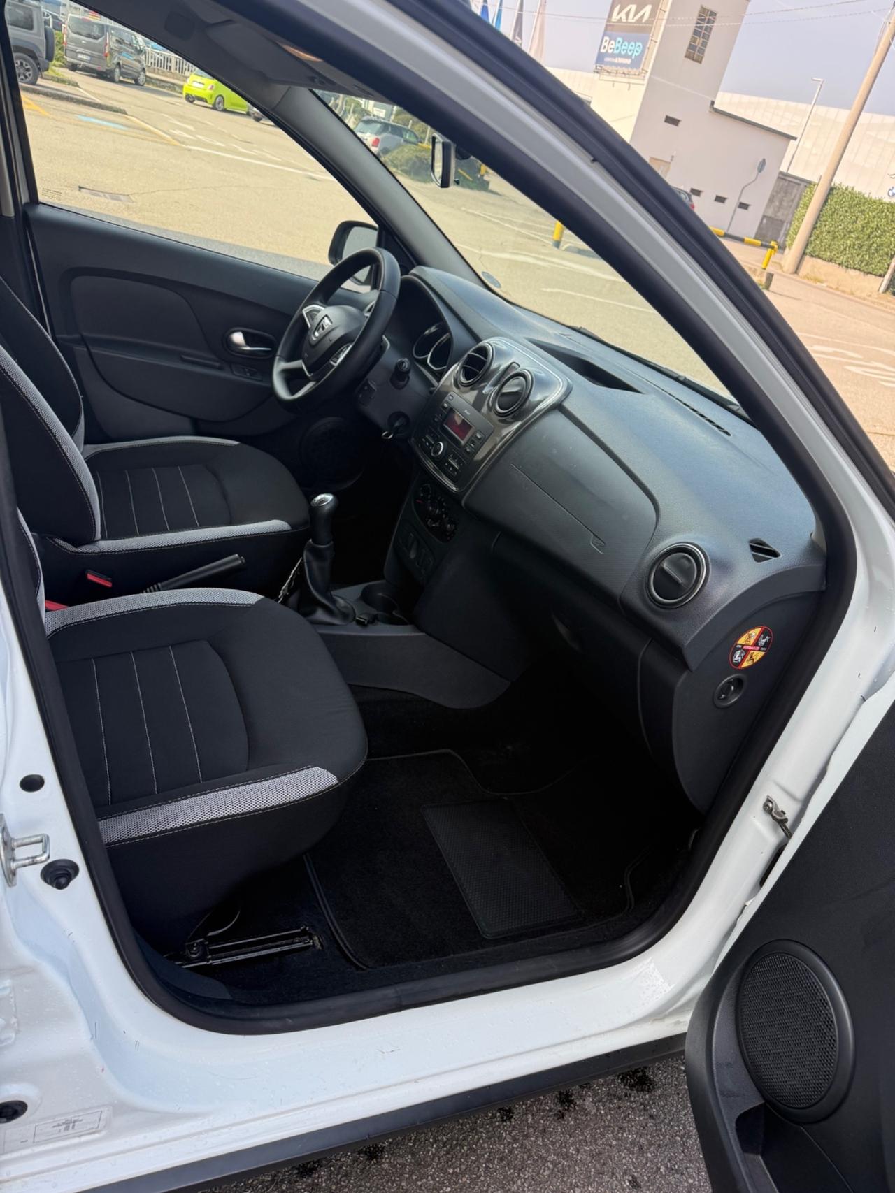 Dacia Sandero 1.0 SCe 12V 75CV Start&Stop Essential