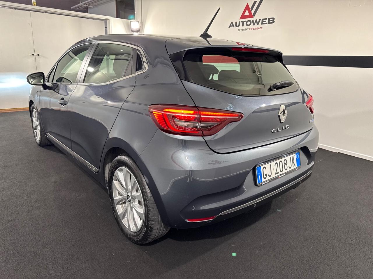 Renault Clio Full Hybrid E-Tech 140 CV 5 porte Intens