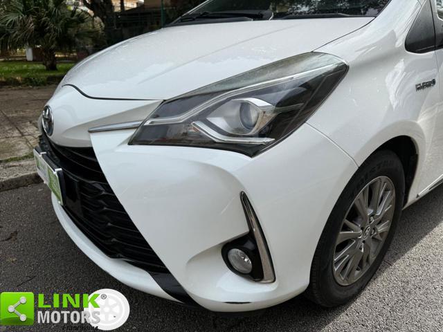 TOYOTA Yaris 1.5 Hybrid 5 porte Business